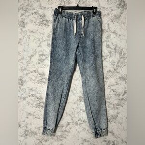 Women's Blue Ankle Jeans